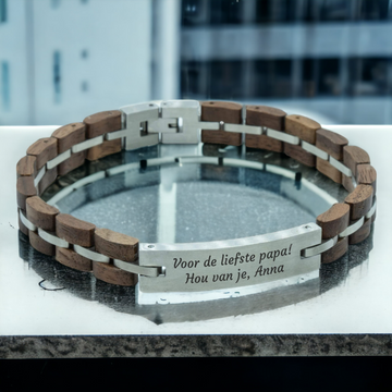 Eigen tekst op Gegraveerde Houten Walnoot armband
