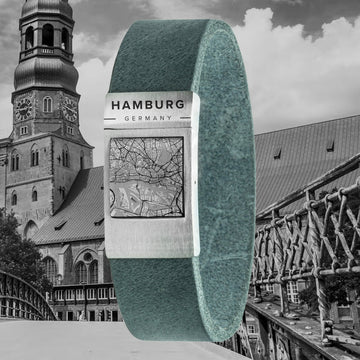 Kaartarmband <b>Grijs</b> leer met eigen woonplaats