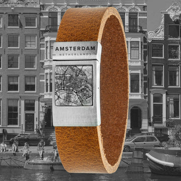Kaartarmband <b>Cognac</b> leer met eigen woonplaats