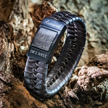 Vingerafdruk armband - Gevlochten leer met Zwarte schakel
