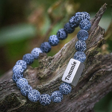 Tiefblaues Achat - Perlenarmband