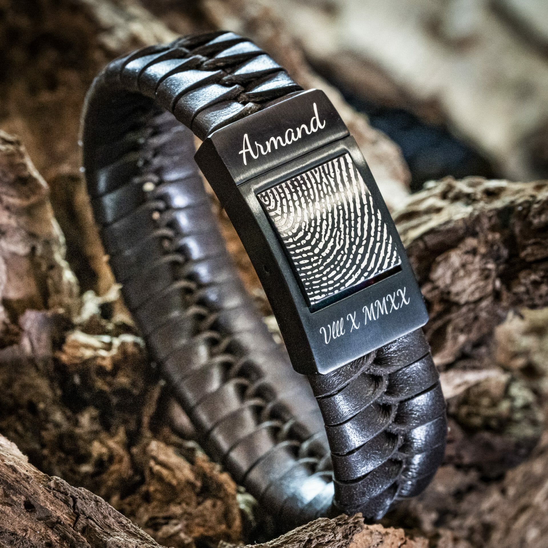 Top 5 best fingerprint bracelets made from leather