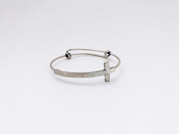 Hoe Kies Je De Perfecte Gegraveerde Zilveren Armband Voor Speciale Momenten?