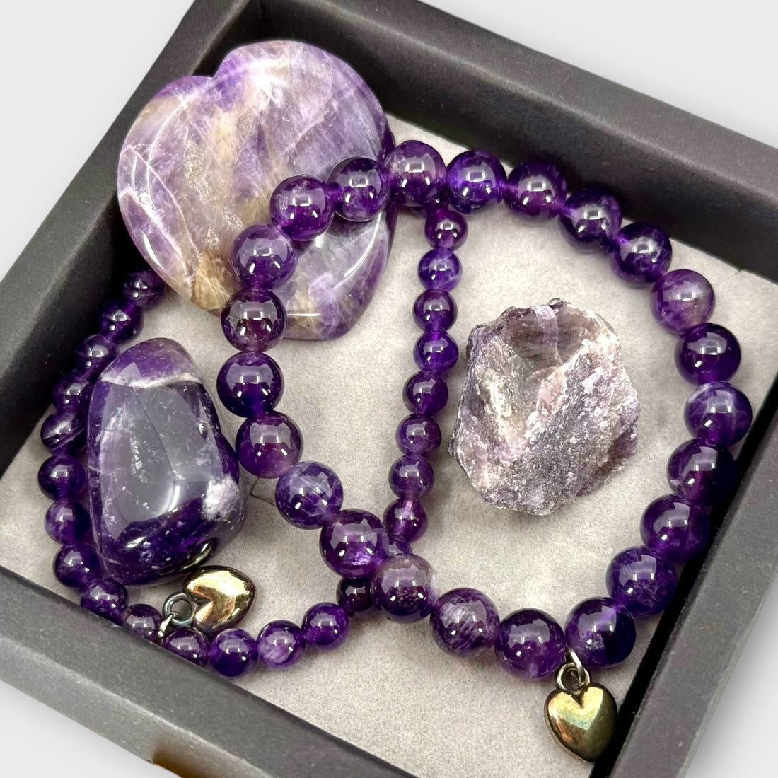 Amethist Geschenkset: 2 Armbanden + 3 Luxe Edelstenen in cadeauverpakking