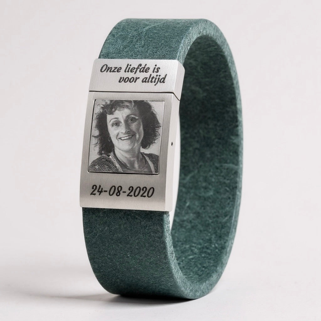 Grijze leren Fotoarmband met eigen foto