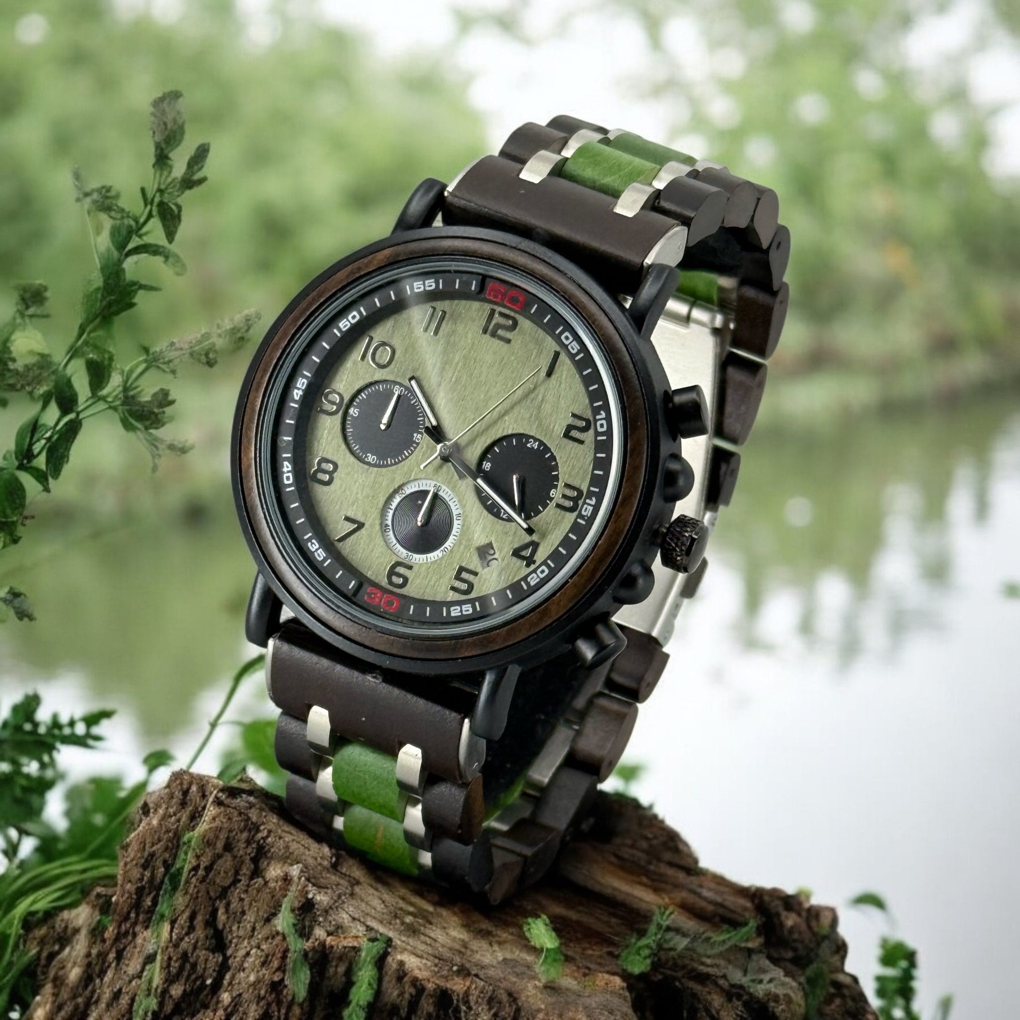 TimberWood FusionEdge™ – Herenhorloge van Zwart Metaal, Groen Hout en Sandelhout