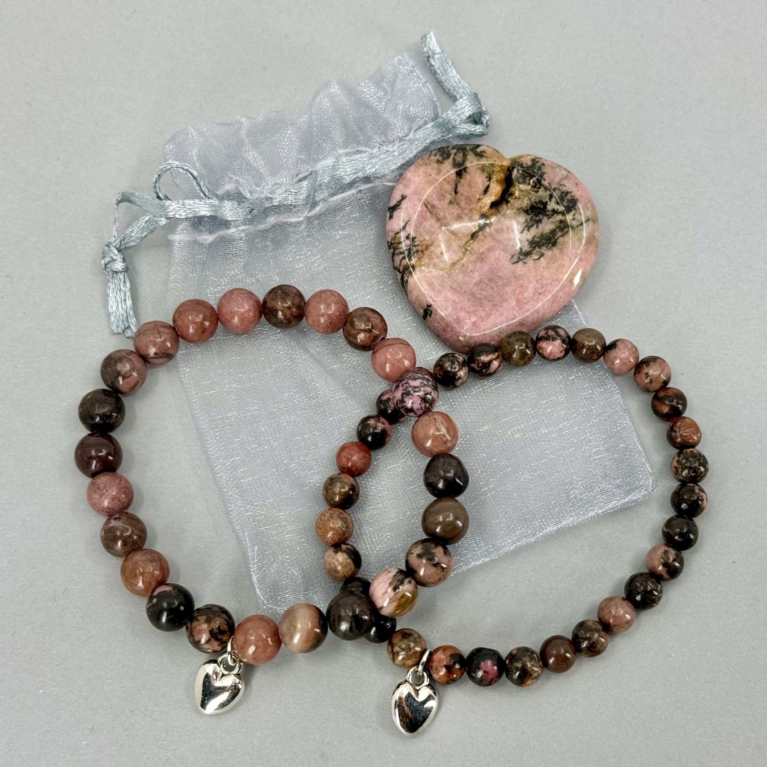 2 Rhodoniet Armbanden met Hartje Edelsteen