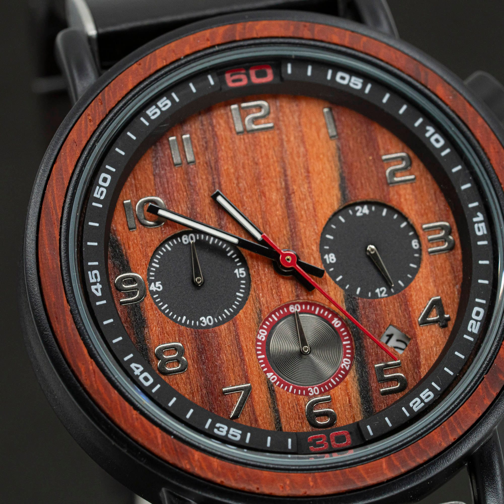 The Carpenter – TimberWood Houten Horloge