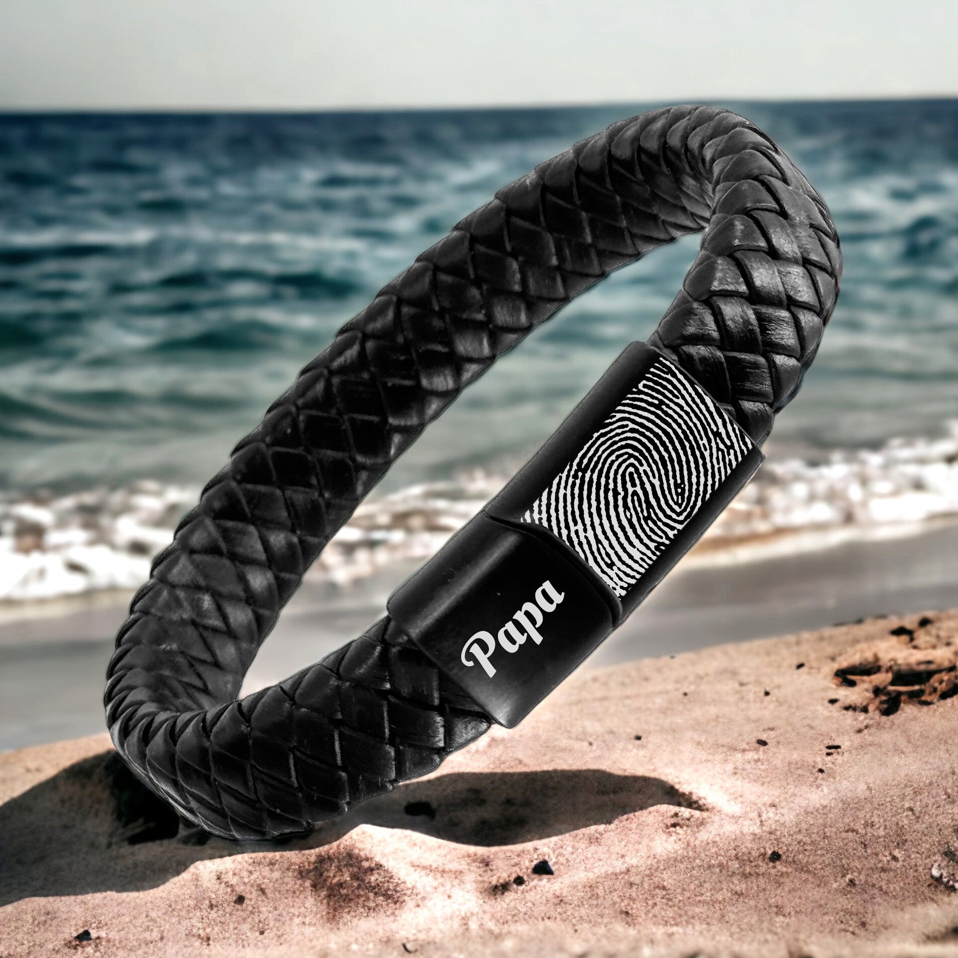 Dubbel gevlochten zwart leren armband met gravure - Valiano™
