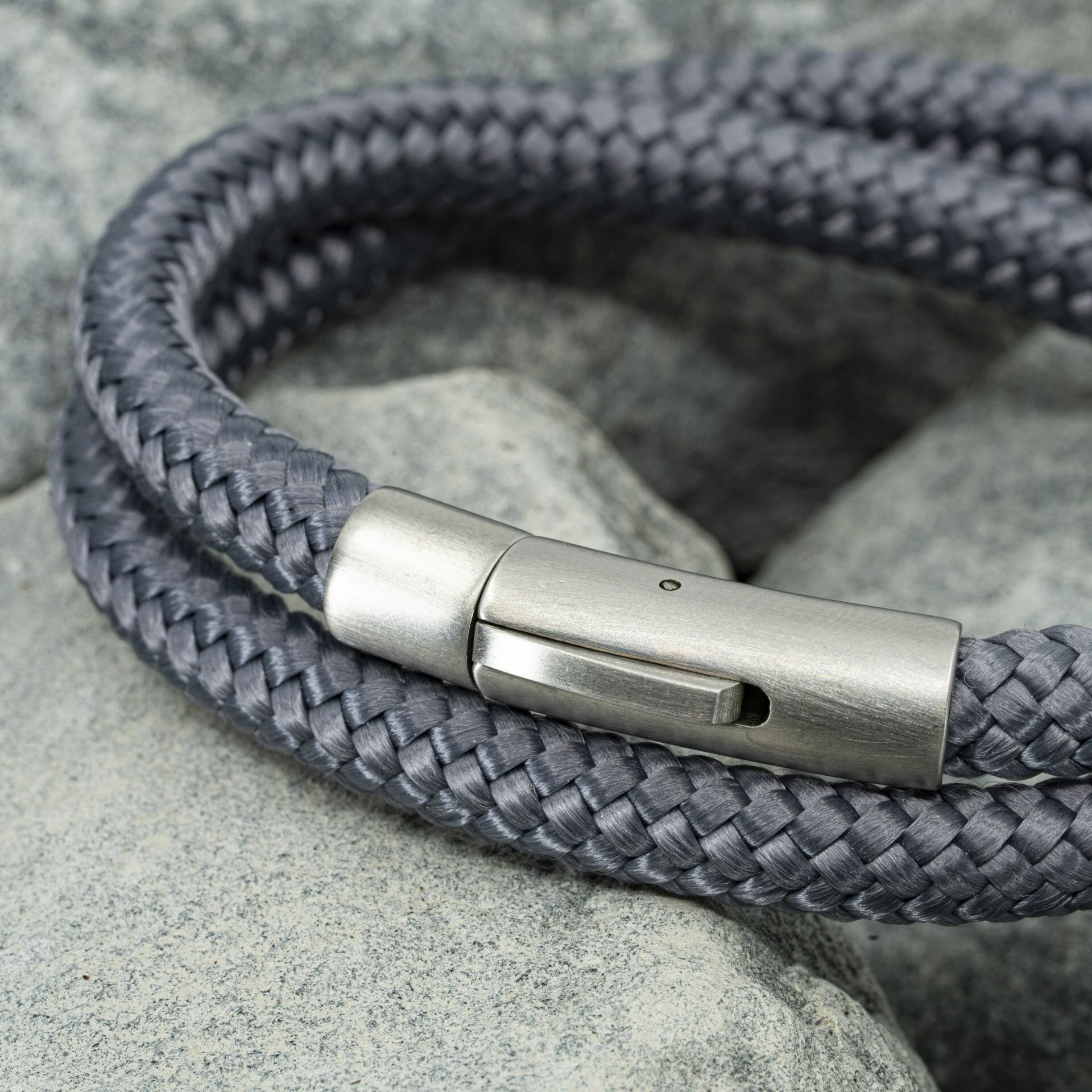 Navy™ Armband – Grijs Touw