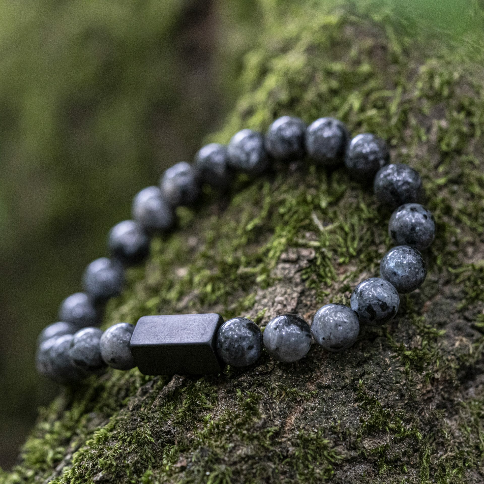 Vingerafdruk Zwarte Labradoriet – Natuurstenen kralen Armband