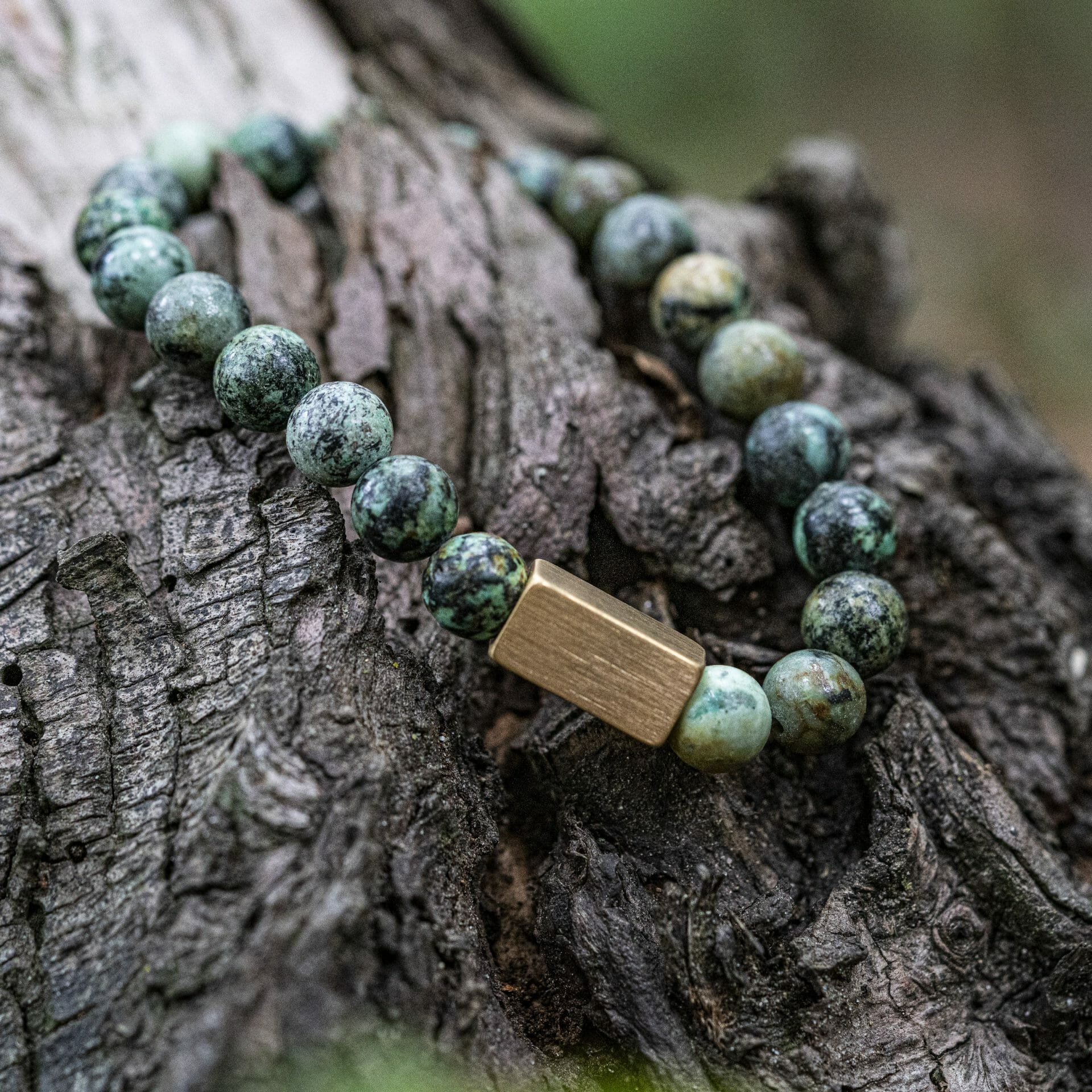 Afrikaanse Turquoise Goudkleurige kralen armband