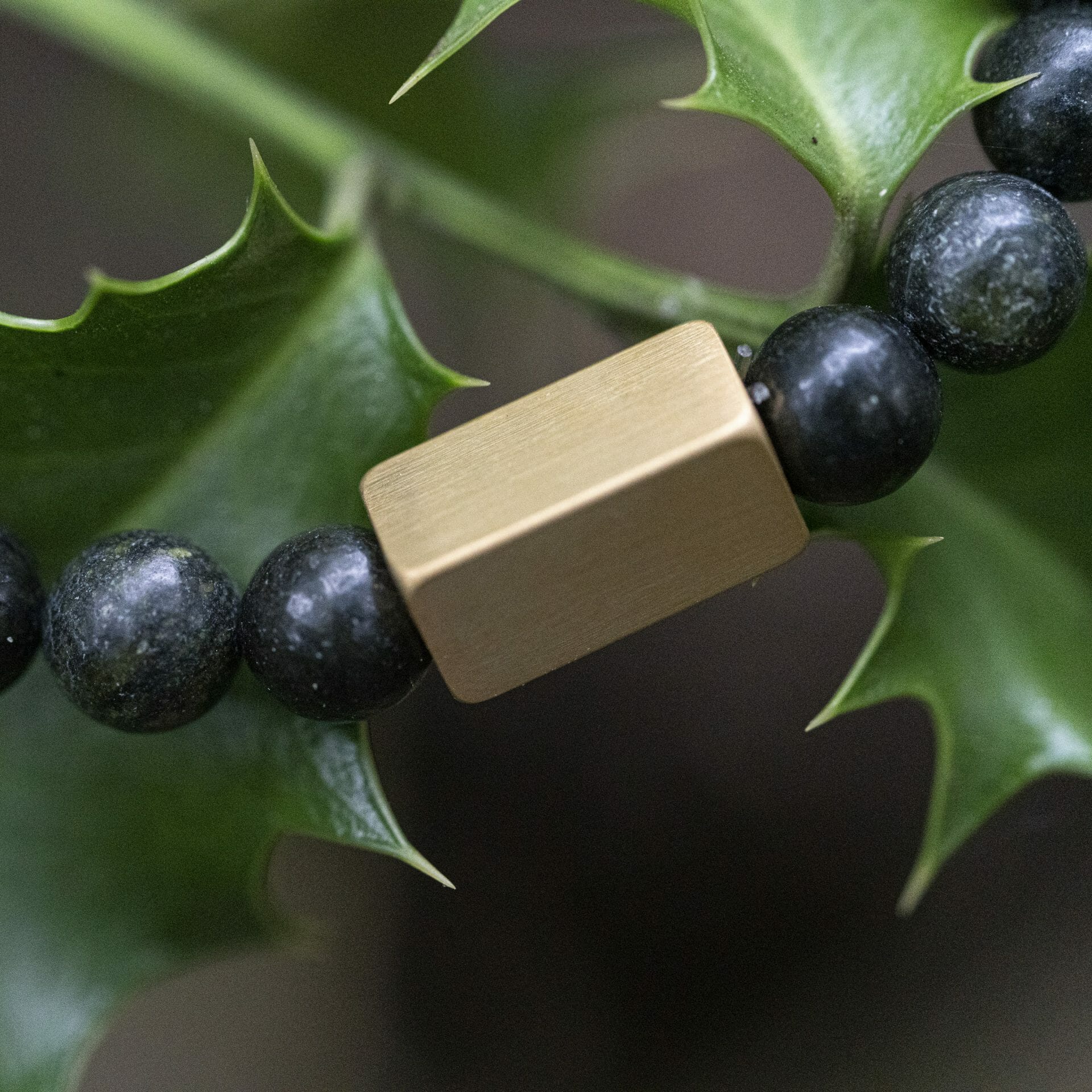 Donker Groene Serpentine - Chakra Kralen armband