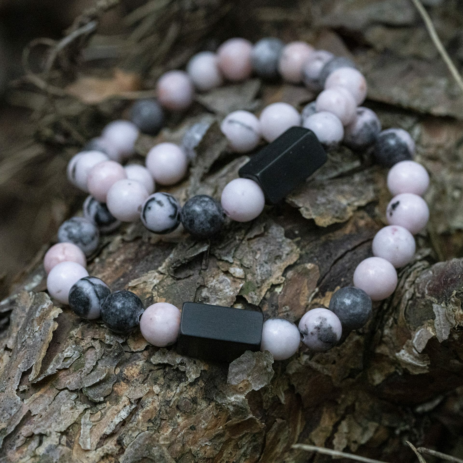 Witte / Roze Zebra Kralen armband - Subtiele Elegantie