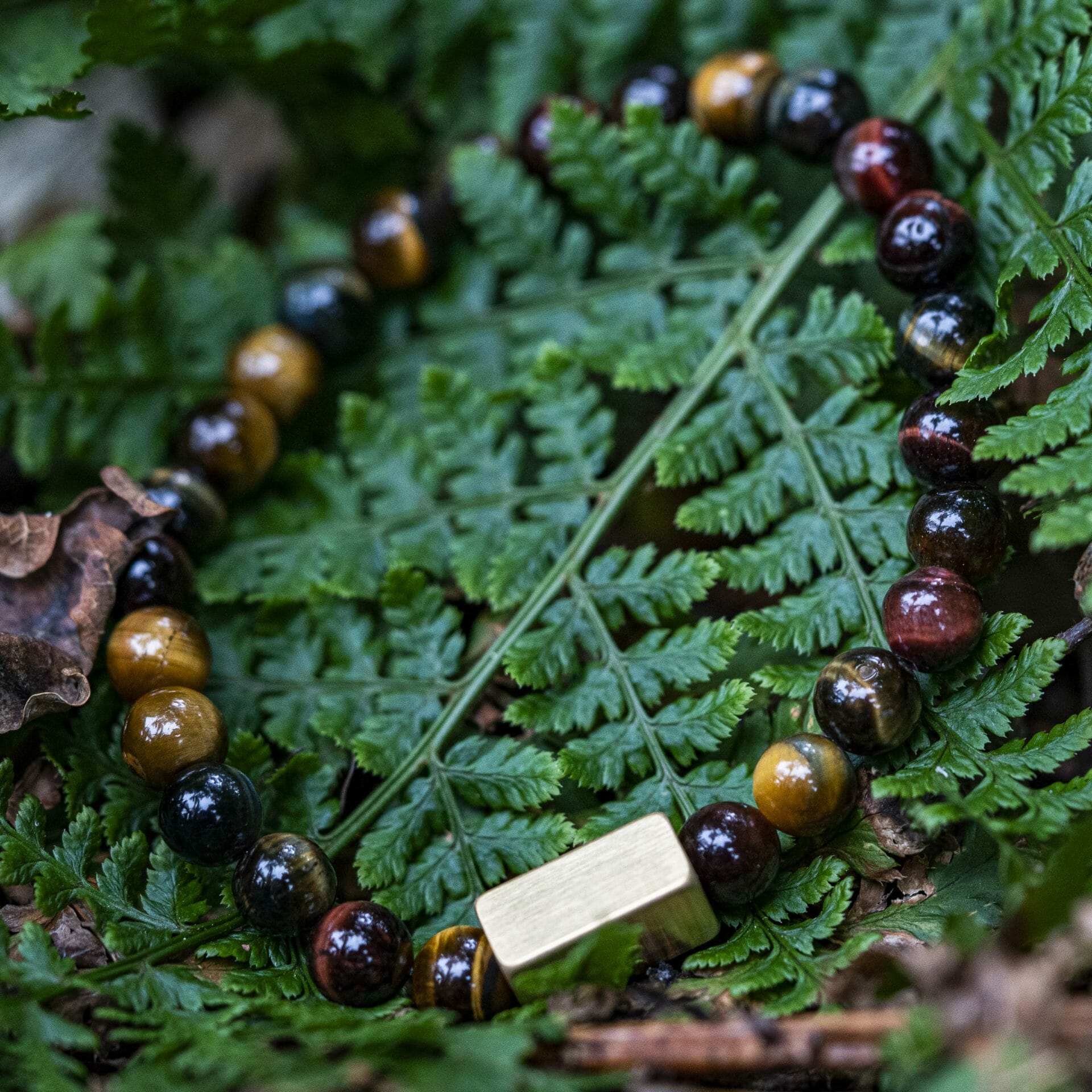 Trio Tijger Eye: Gele Tijgeroog, Valkenoog (blauw) en Stierenoog (rood) Kralen Armband