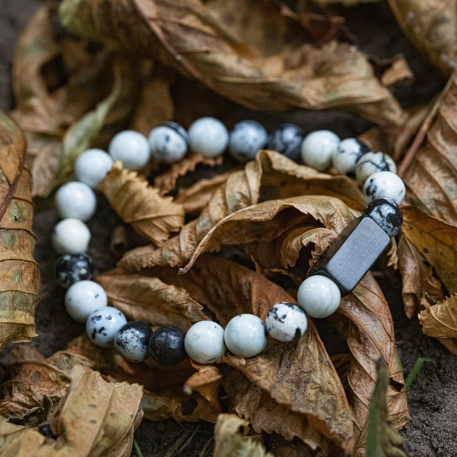 Witte Turquoise Jasper - Naamgravure 8mm kralen armband