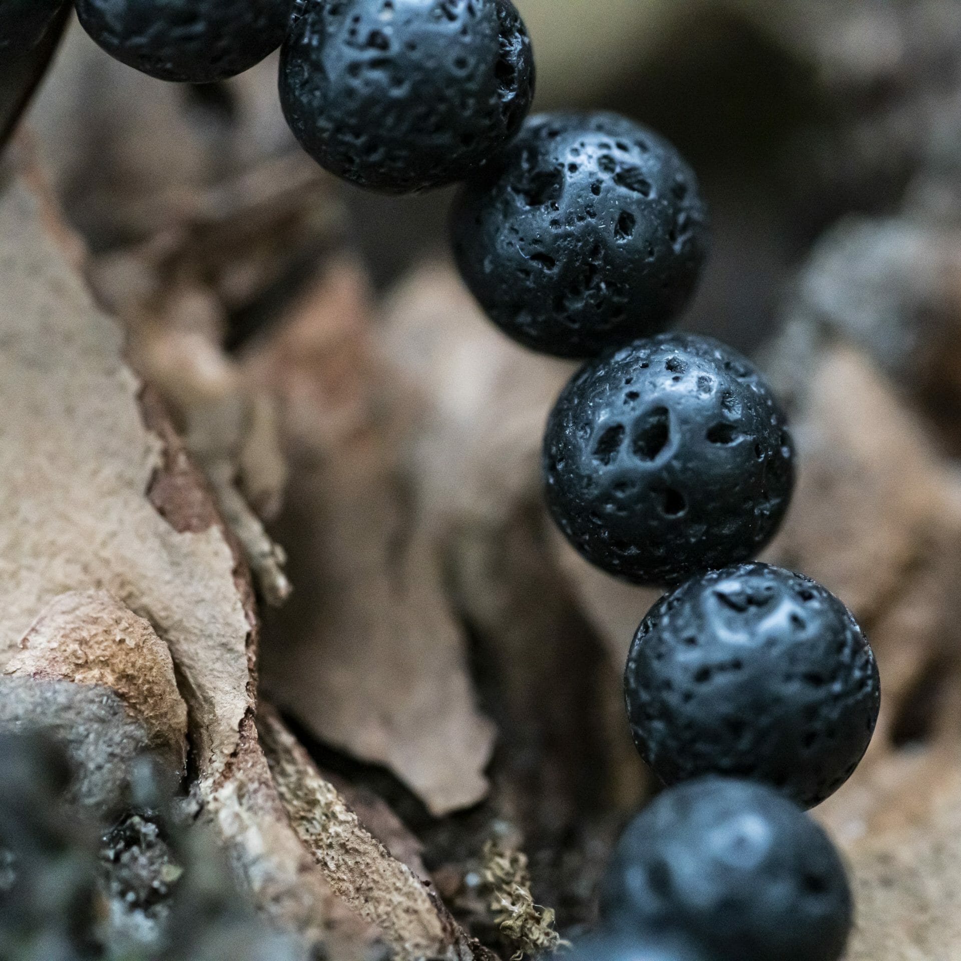 Lava Stenen Kralen Armband met Naamgravure