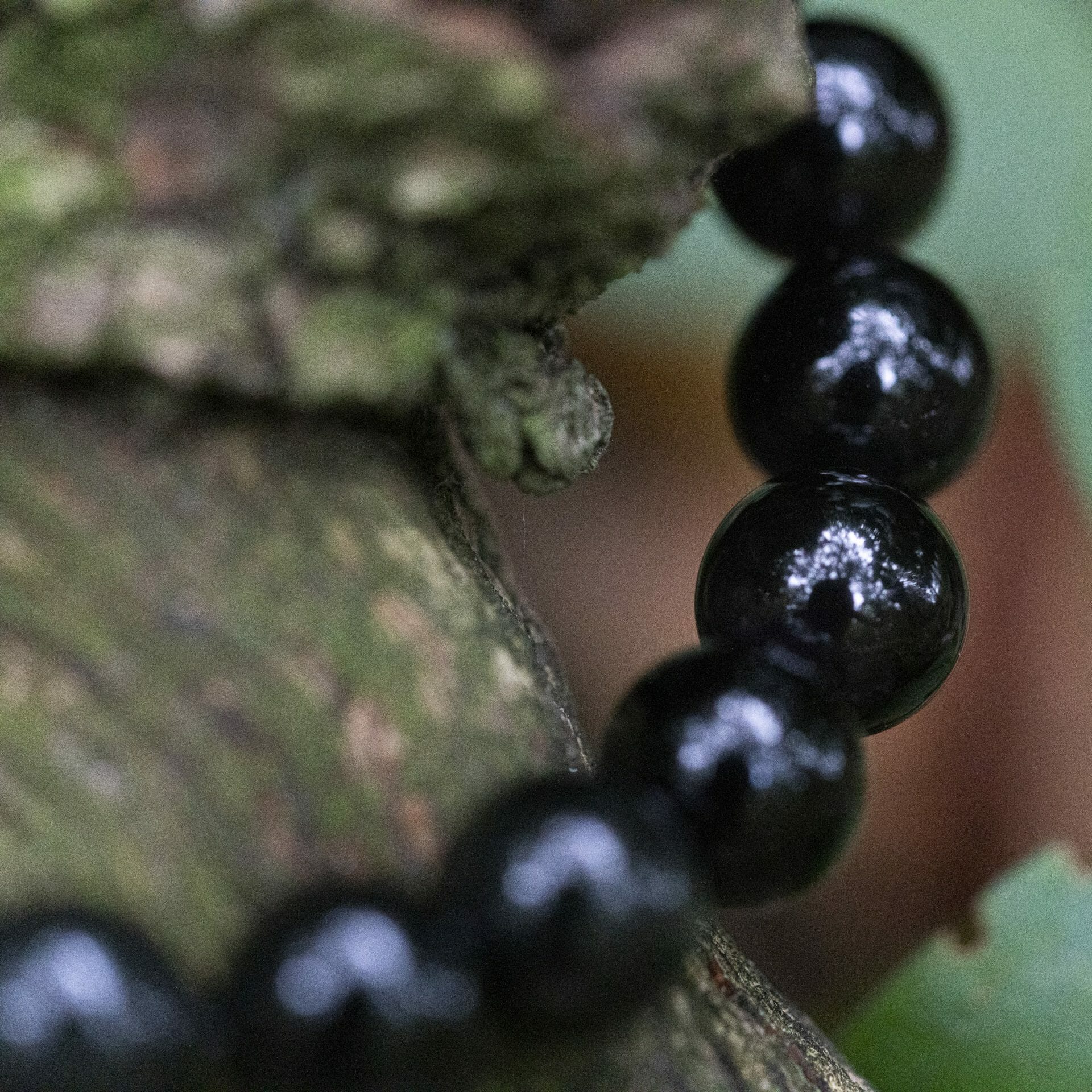 Zwarte Natuursteen Armband – Obsidiaan Kralen Groen & Grijs