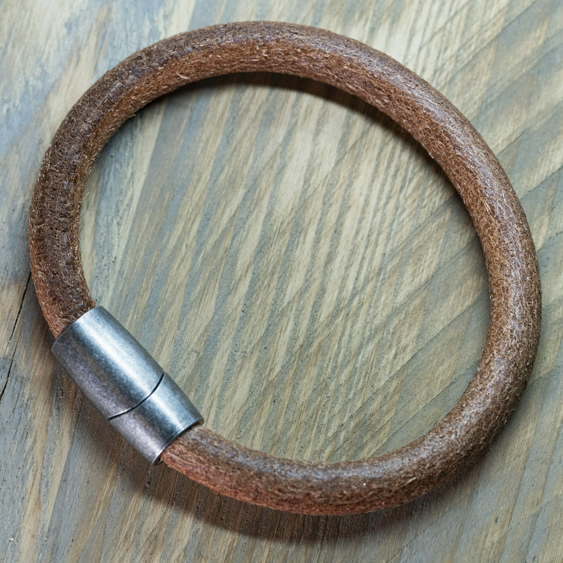 Licht ronde leren Armband – Norway Vikingsarmband