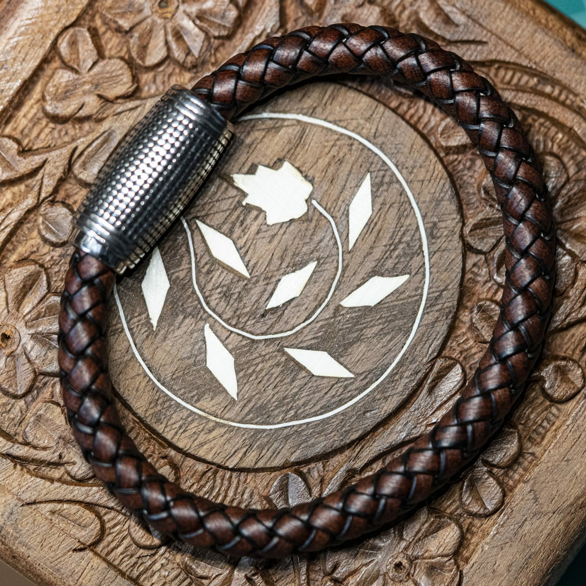 Viking geweven leren Armband – Skulls (schedels) 8mm