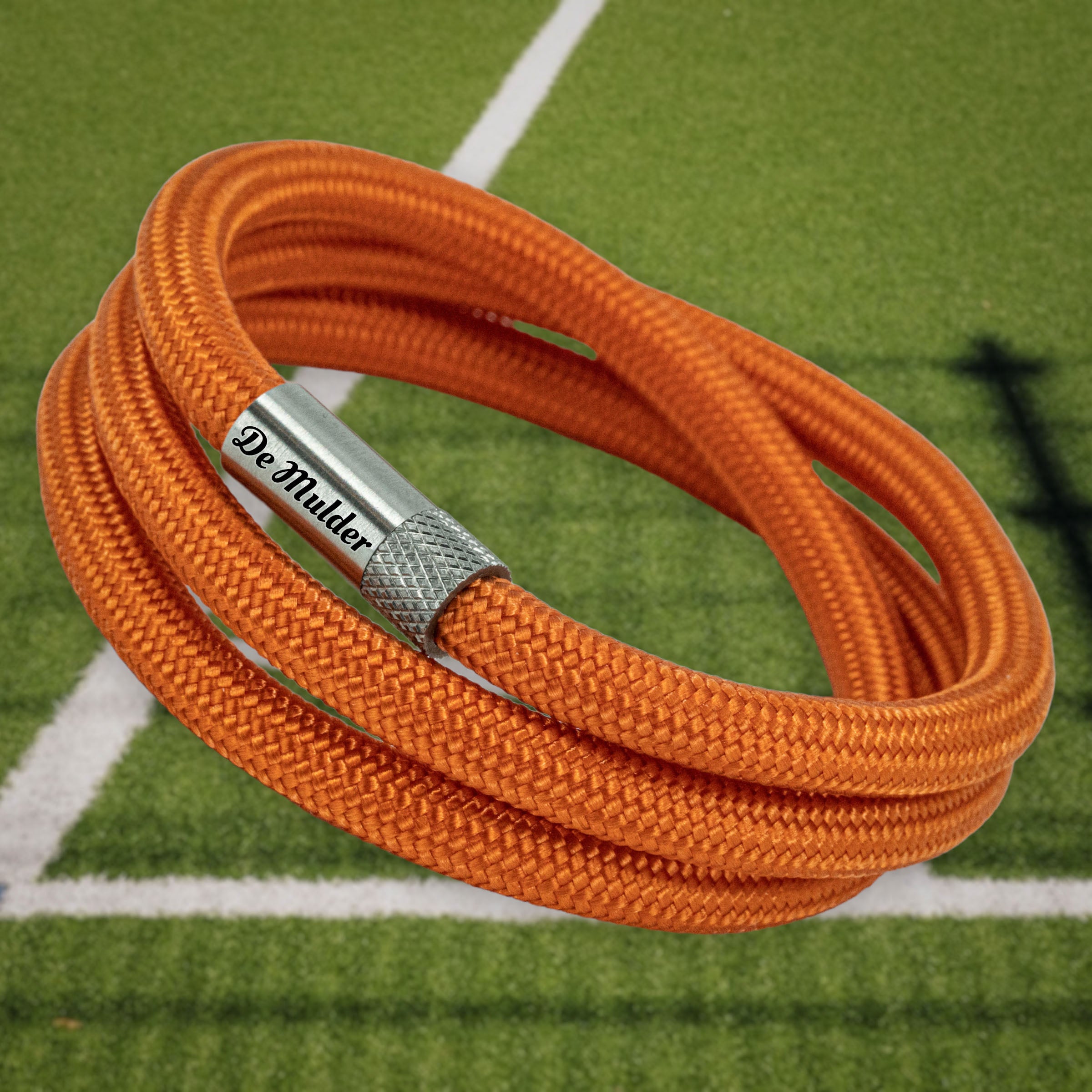 Jouw Club of Speler naam op Oranje armband – Luxe Paracord
