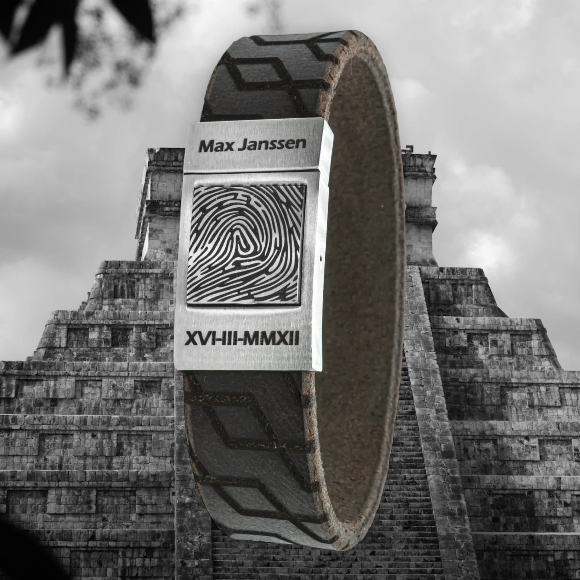 Mayans – Eigen vingerafdruk armband van Vintage leer