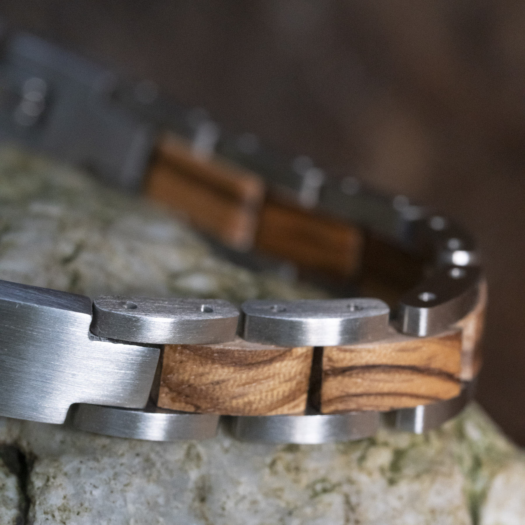 TimberWood Prestige – Graveerbare Zebrano Houten Armband