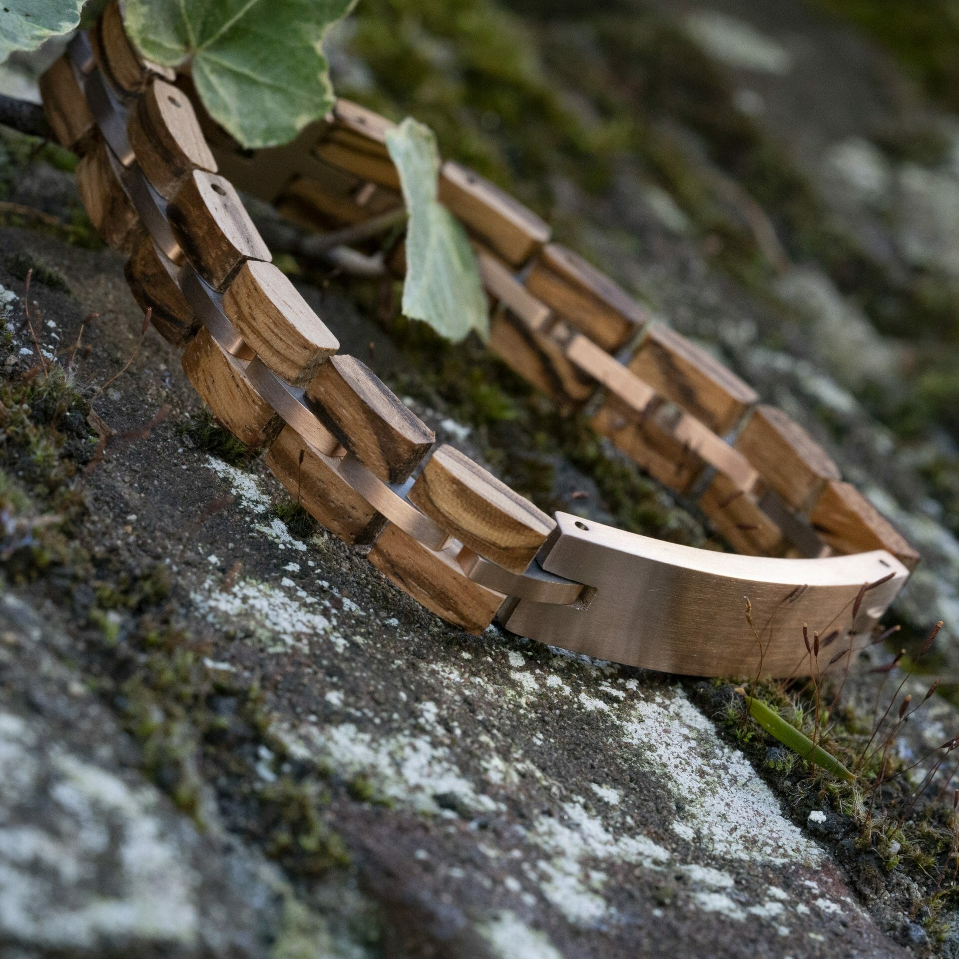 Eterna Rosé – Stijlvolle Houten Armband met Gravure
